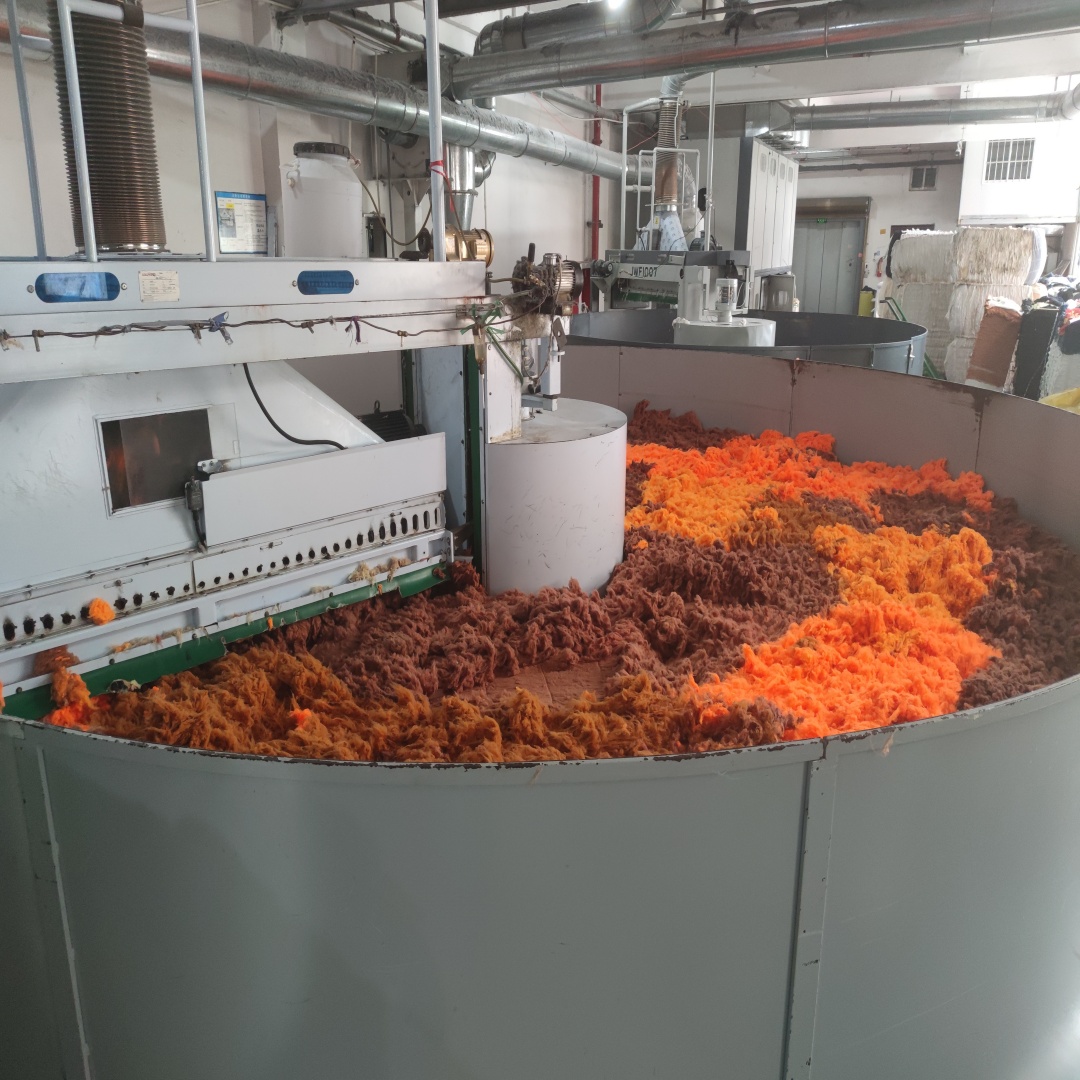 Proceso de producción de hilo de algodón